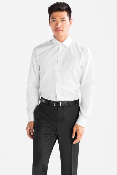 Mężczyźni - Koszula biznesowa – Slim Fit – kołnierzyk kent - biały