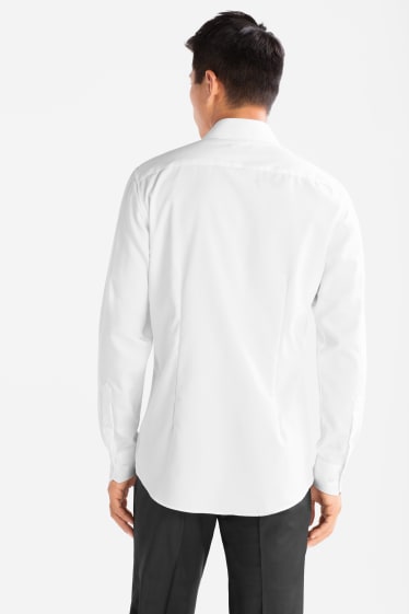 Mężczyźni - Koszula biznesowa – Slim Fit – kołnierzyk kent - biały