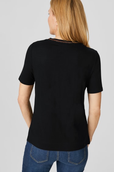 Women - T-shirt - shiny - black