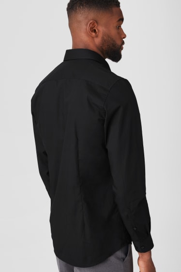Uomo - Camicia business - slim fit - colletto all'italiana - facile da stirare - nero