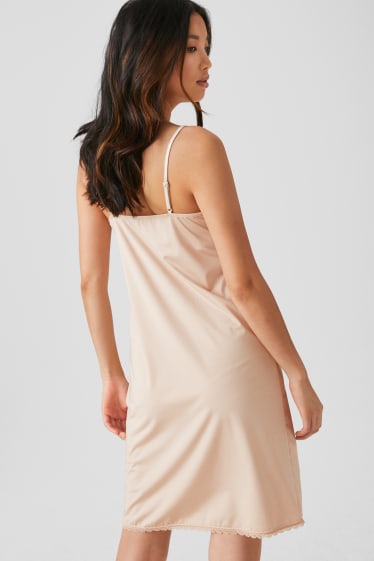 Women - Full slip - gold