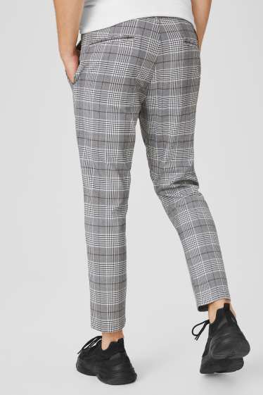Men - CLOCKHOUSE - chinos - slim fit - check - white / gray