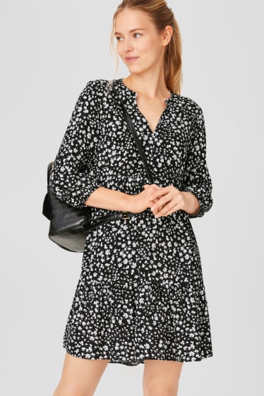 Women - Fit & flare dress - black / white