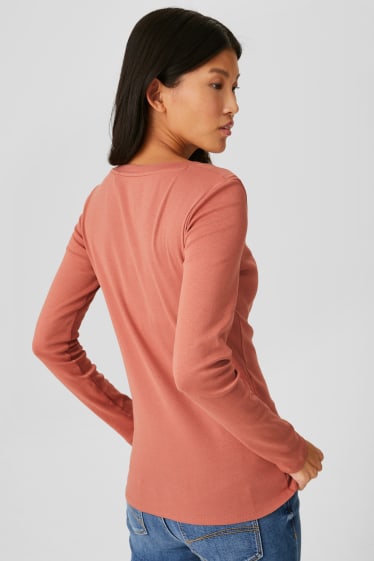 Women - Basic long sleeve top - coral