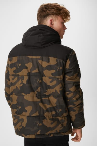 Men - Quilted jacket - camouflage