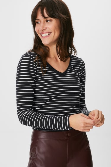 Women - Basic long sleeve T-shirt - striped - black / white