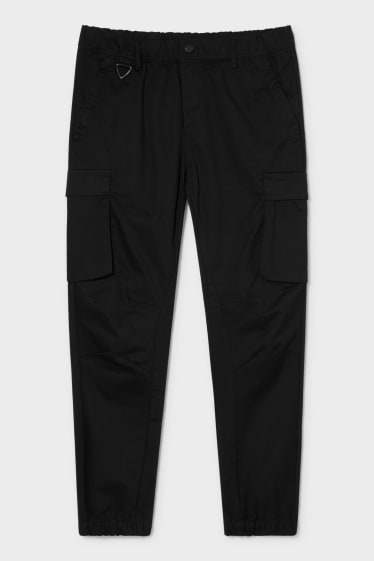 Mężczyźni - CLOCKHOUSE - spodnie bojówki - slim fit - czarny