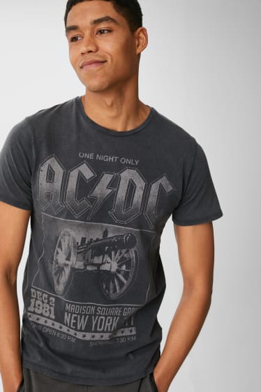 Mężczyźni - CLOCKHOUSE - T-shirt - AC/DC - czarny