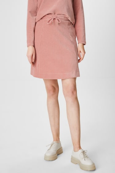 Women - Corduroy skirt - rose