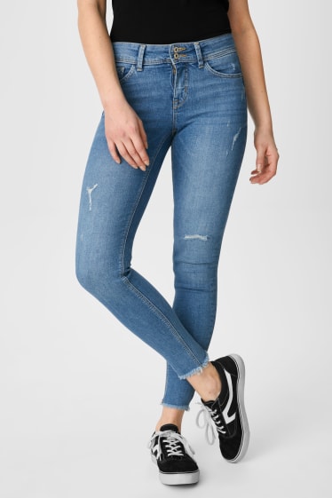 Dames - CLOCKHOUSE - skinny jeans - push-up-effect - jeanslichtblauw
