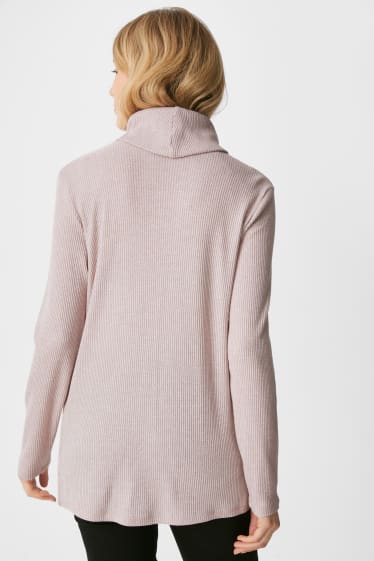 Women - Polo neck jumper - light rose