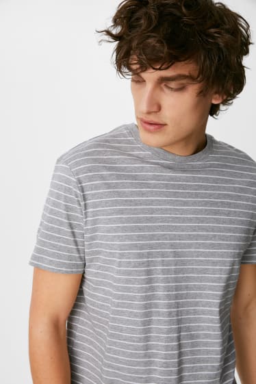 Men - T-shirt - Striped - gray