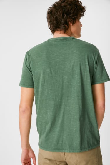Men - T-shirt - light green