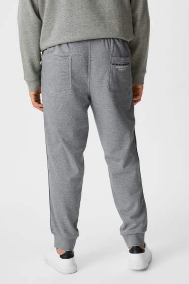 Men - Joggers - gray-melange