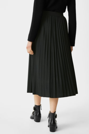 Women - Skirt - black