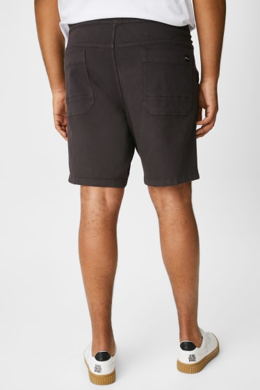 Men - Shorts - dark brown