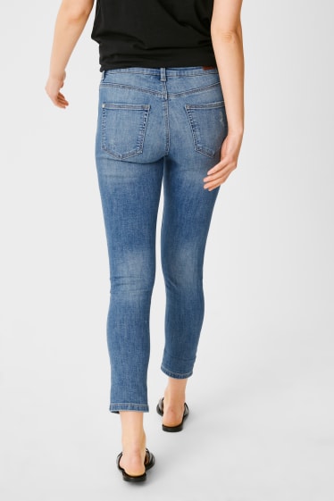 Women - Skinny Jeans - denim-blue