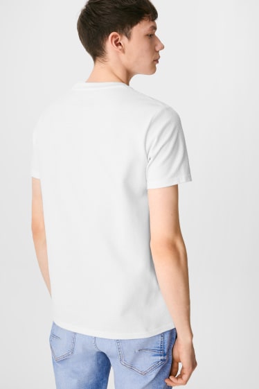 Mężczyźni - CLOCKHOUSE - T-shirt - biały