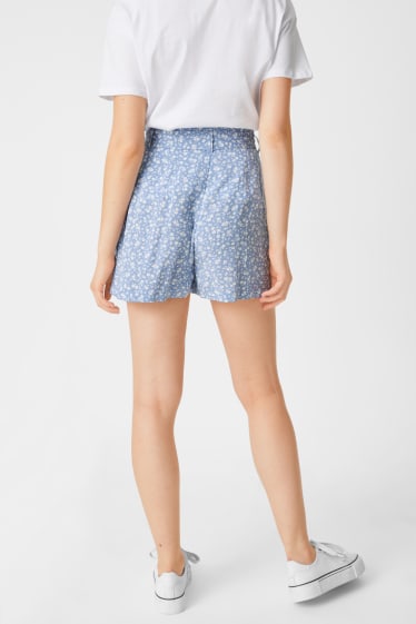 Dames - CLOCKHOUSE - shorts - gebloemd - lichtblauw