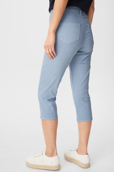 Damen - Caprihose - jeans-hellblau