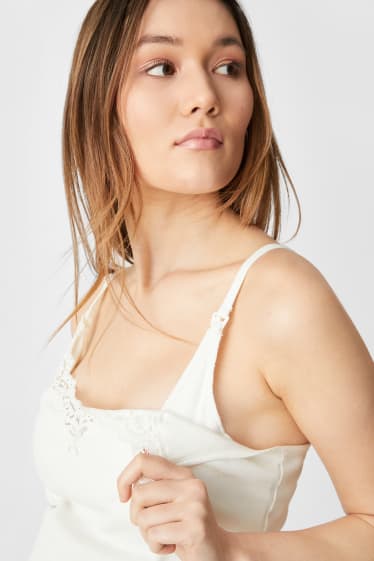 Women - Nursing pyjamas - white
