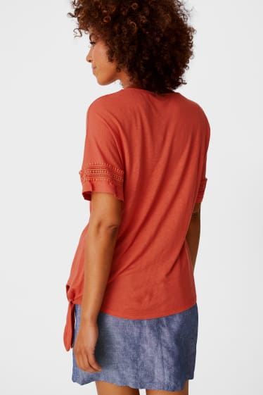Mujer - Camiseta con nudo decorativo - rojo