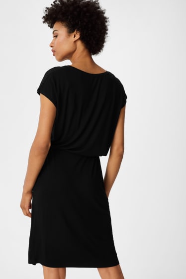 Mujer - Vestido básico estilo camiseta - negro