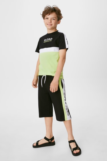 Bambini - Set - t-shirt e shorts in felpa - 2 pezzi - verde fluorescente
