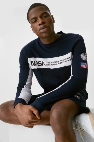 Men - Sweatshirt - NASA - black