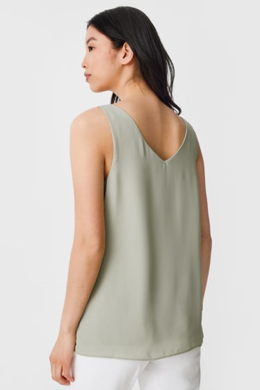 Femei - Bluză fără mâneci - verde mentă