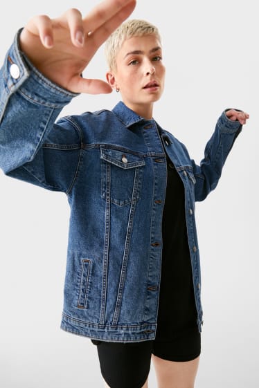 Ados & jeunes adultes - CLOCKHOUSE - veste en jean - jean bleu