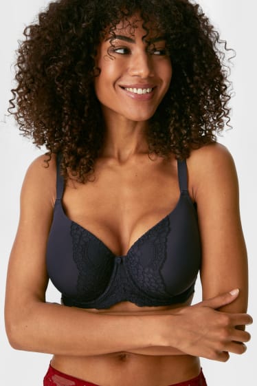 Women - Underwire bra - FULL COVERAGE - large cup sizes - padded - black