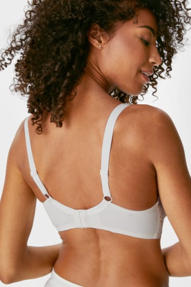 Women - Underwire bra - FULL COVERAGE - large cup sizes - padded - cremewhite