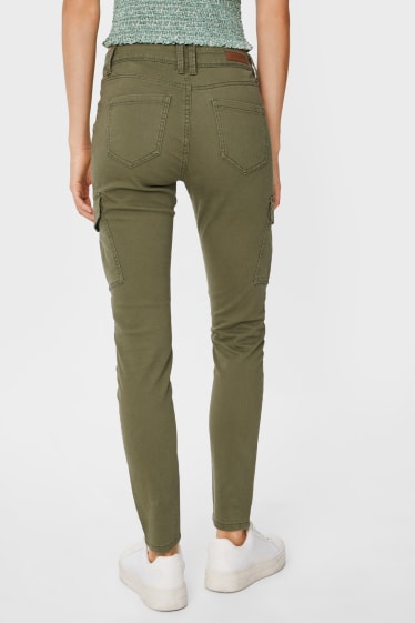 Ados & jeunes adultes - CLOCKHOUSE - pantalon cargo - skinny fit - kaki