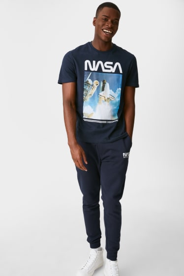 Pánské - Teplákové kalhoty - NASA - tmavomodrá