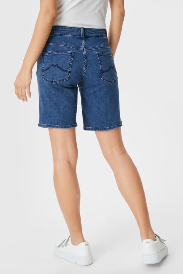 Women - MUSTANG - denim bermuda shorts - denim-blue