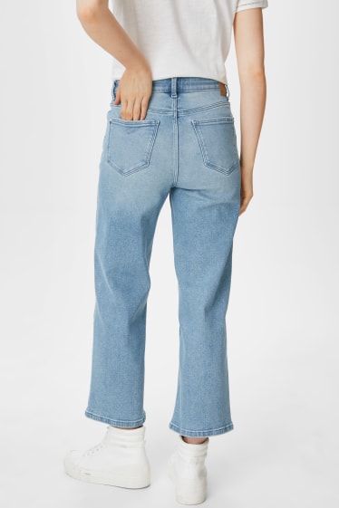 Women - Wide leg jeans - high waist - denim-light blue