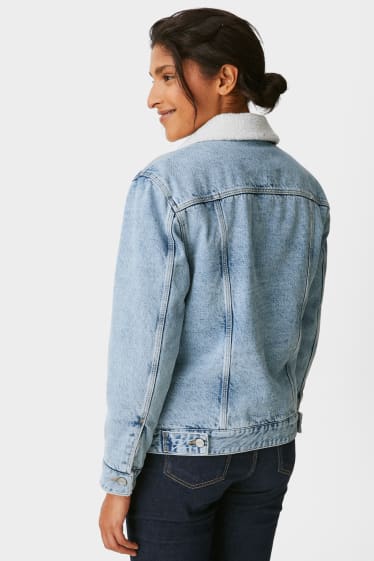 Women - Denim jacket with faux fur trim - blue denim