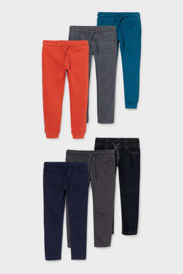 Bambini - Confezione da 6 - slim jeans, pantaloni di cotone e pantaloni sportivi  - rosso / nero