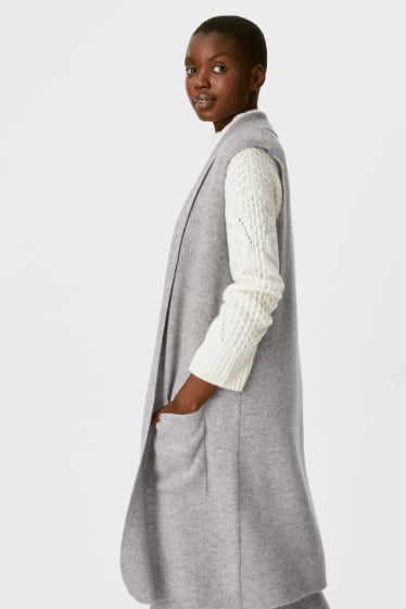 Women - Knitted cashmere gilet - gray-melange
