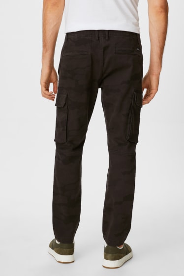 Men - Cargo trousers - tapered fit - Colour espresso