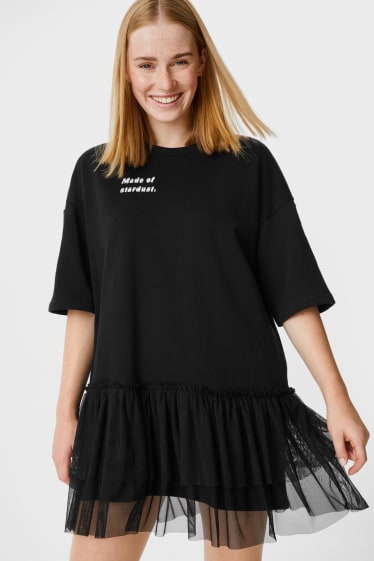 Jóvenes - CLOCKHOUSE - vestido estilo camiseta - negro