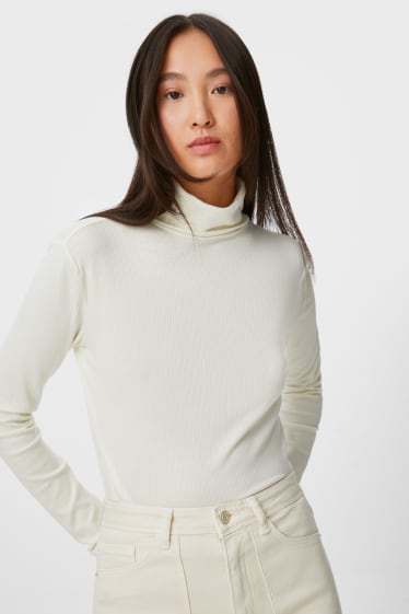 Femei - Bluză cu guler rulat - alb