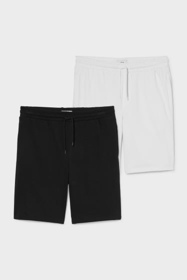 Men - Set - joggers and 2 pairs of sweat shorts - black / white