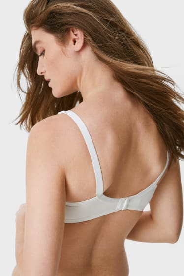 Women - Non-wired mastectomy bra - cremewhite