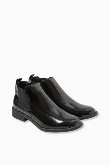 Women - Patent Chelsea boots - faux leather - black