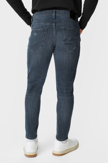 Uomo - CLOCKHOUSE - carrot jeans - jeans blu