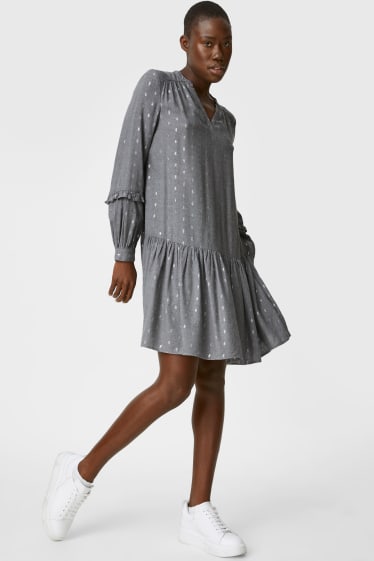 Dámské - Áčkové šaty - s lesklou aplikací - šedá-žíhaná