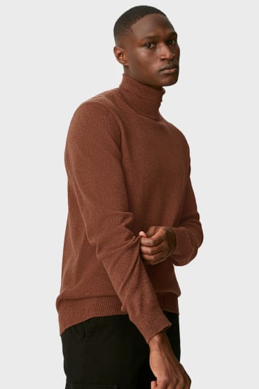 Men - Polo neck jumper made of new wool - dark brown