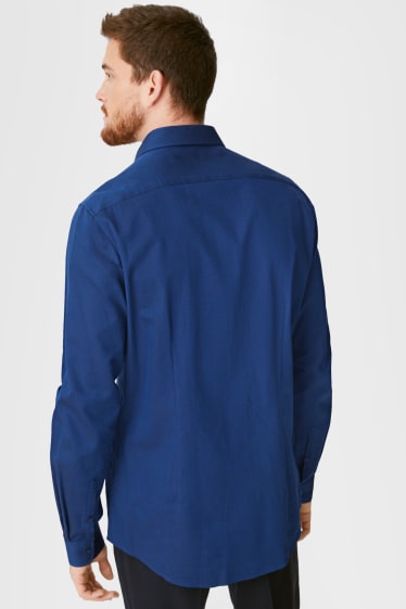 Herren - Businesshemd - Slim Fit - extra lange Ärmel - bügelleicht - dunkelblau